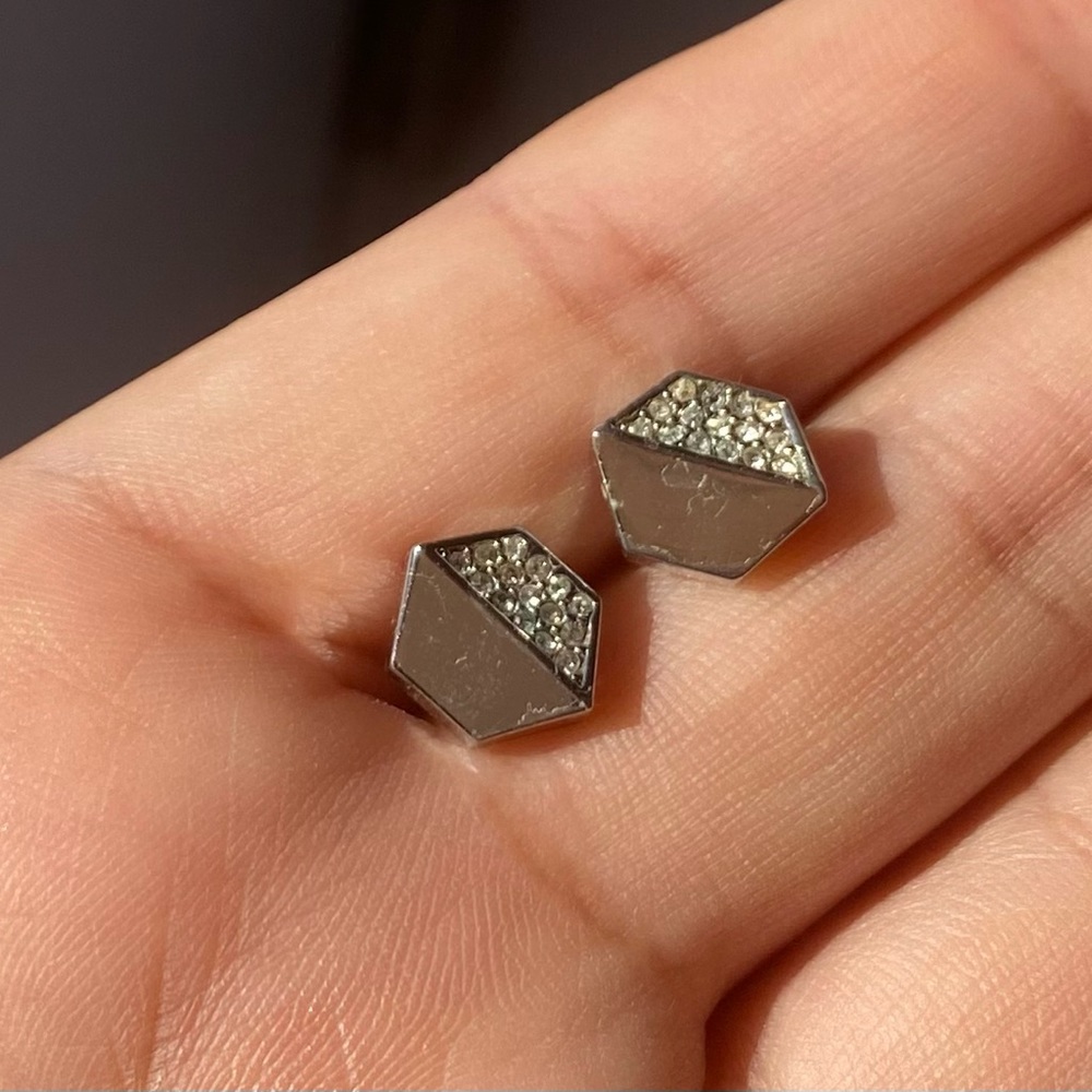 FOSSIL earrings great condition